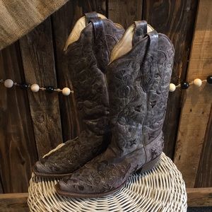 Women’s Corral Vintage Boots Size 7.5M